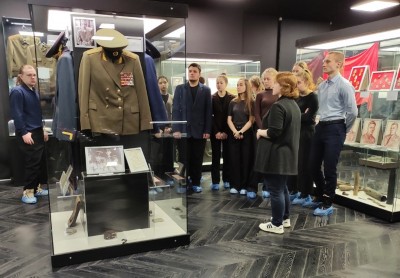 �����������