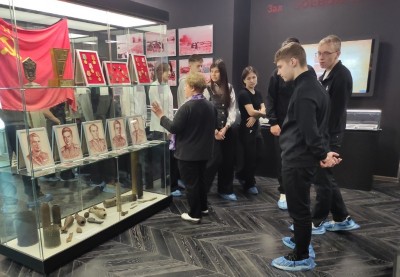 �����������