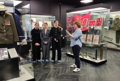 �����������