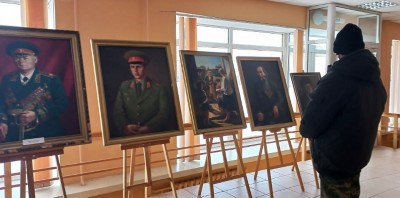 �����������